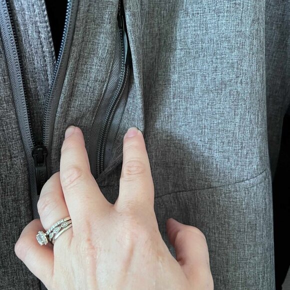 Ariat Gray and Black Men's Jacket - Picture 6 of 16